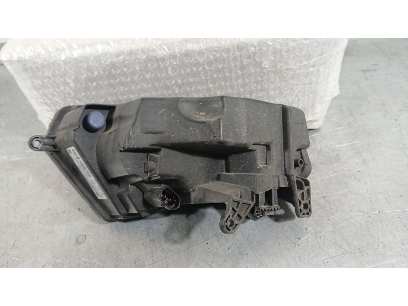 Recambio de faro antiniebla derecho para seat leon st (5f8) 1.4 tgi referencia OEM IAM 5F0941702E  