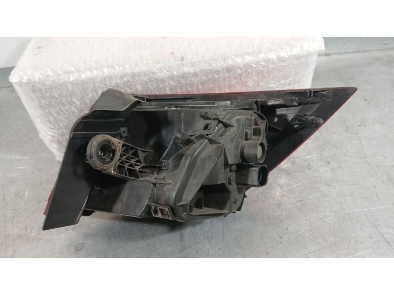 Recambio de piloto trasero izquierdo exterior para seat leon st (5f8) 1.4 tgi referencia OEM IAM 5F9945095  