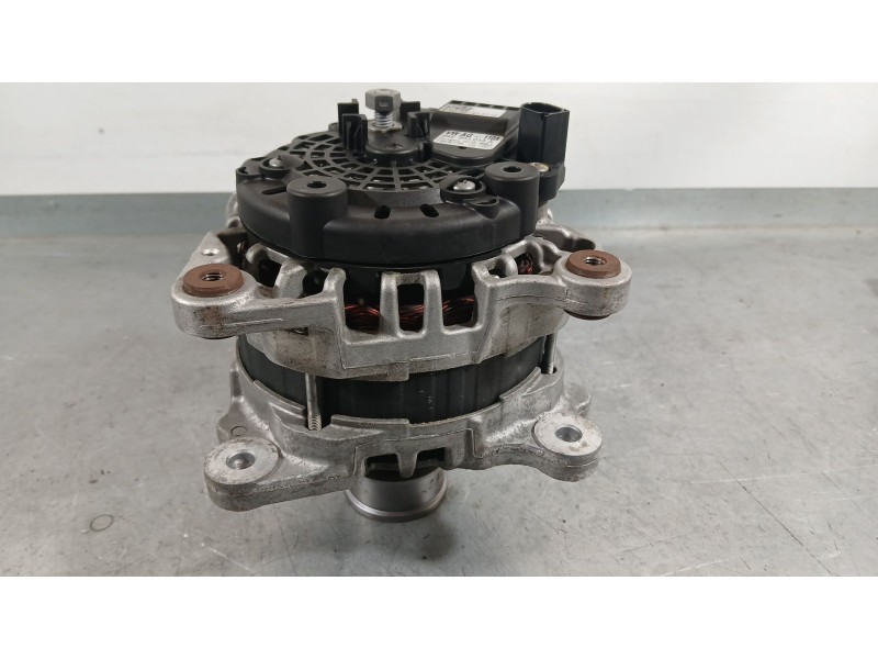 Recambio de alternador para seat leon st (5f8) 1.4 tgi referencia OEM IAM 04E903015GX 04E903015G 