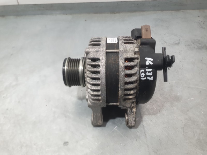 Recambio de alternador para peugeot 208 tech edition blue hdi referencia OEM IAM 9820893880  