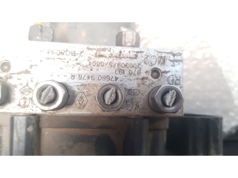 Recambio de abs para renault zoe (bfm_) zoe (bfmc, bfmd) referencia OEM IAM 472103275R  