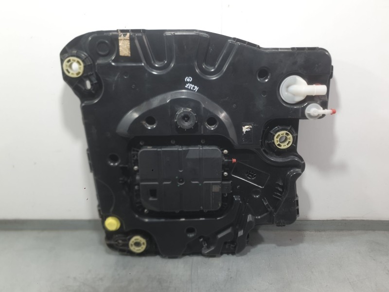 Recambio de deposito adblue para peugeot 208 tech edition blue hdi referencia OEM IAM   