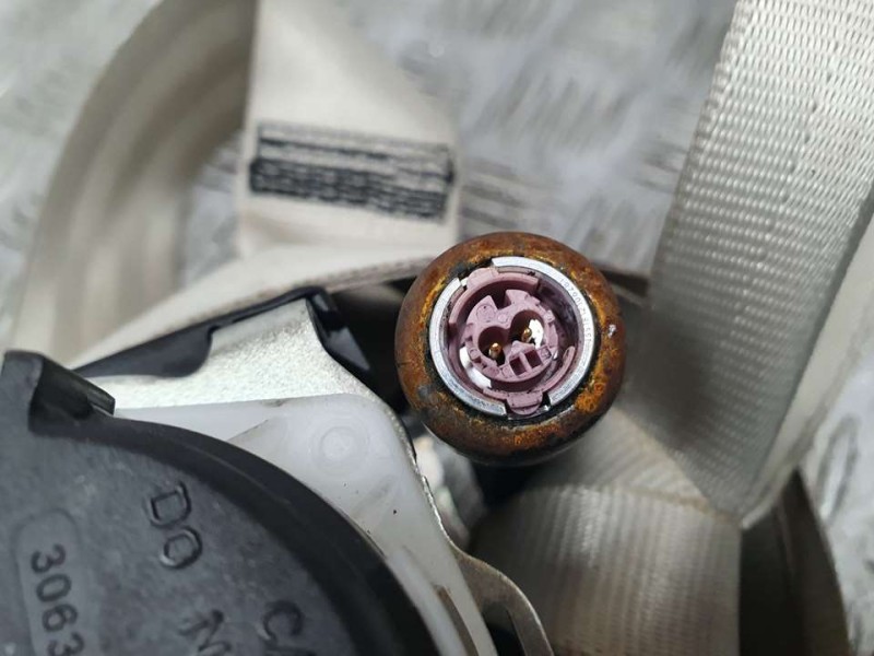 Recambio de pretensor airbag trasero izquierdo para audi a6 berlina (4a2) 45 tdi quattro design referencia OEM IAM KR14M161Q6  