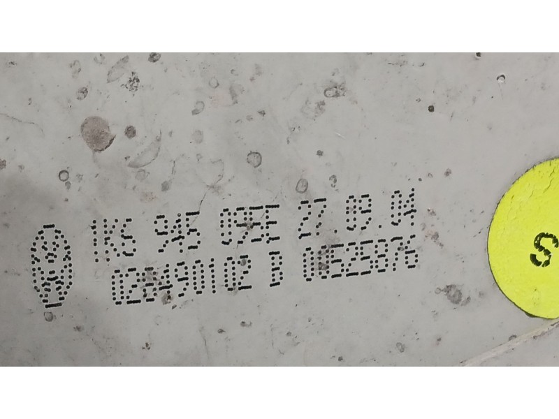 Recambio de piloto trasero izquierdo exterior para volkswagen golf v (1k1) 1.6 referencia OEM IAM 1K6945095AA  