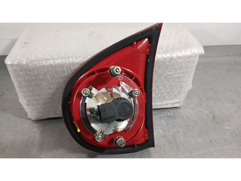 Recambio de piloto trasero izquierdo interior para volkswagen golf v (1k1) 1.6 referencia OEM IAM 1K6945093E  
