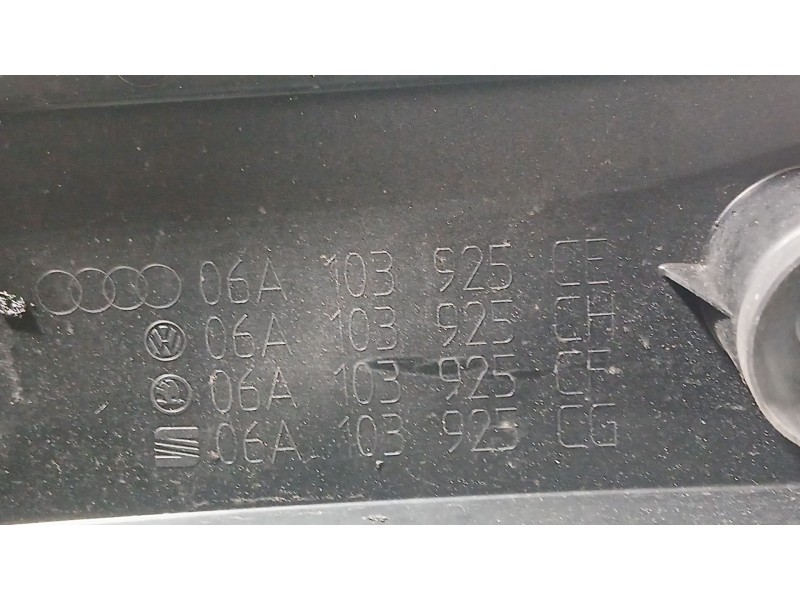 Recambio de tapa motor para volkswagen golf v (1k1) 1.6 referencia OEM IAM 06A103925CH  