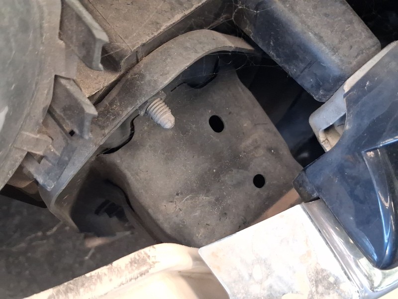 Recambio de refuerzo paragolpes delantero para mini mini (r56) one referencia OEM IAM 51112757337  