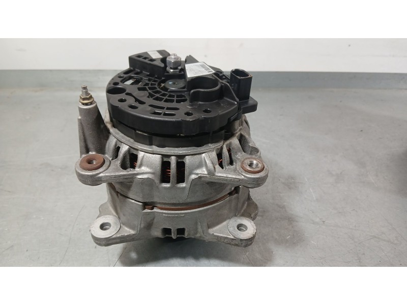 Recambio de alternador para volkswagen golf v (1k1) 1.6 referencia OEM IAM 06F903023F  