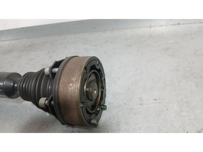 Recambio de transmision delantera derecha para volkswagen golf v (1k1) 1.6 referencia OEM IAM 5Q0407272CC  