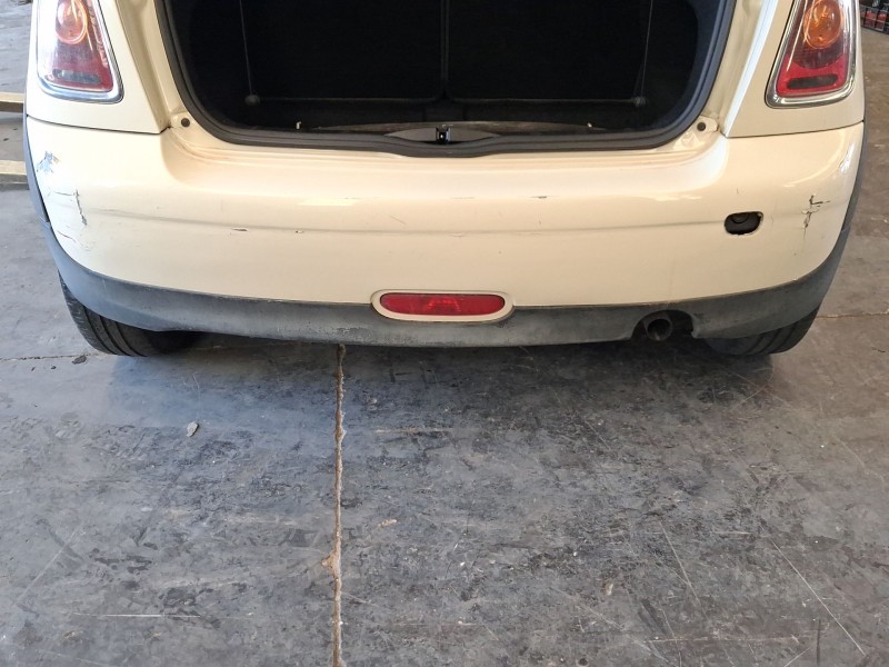 Recambio de paragolpes trasero para mini mini (r56) one referencia OEM IAM 51122755691 TOCADO ROZADO 