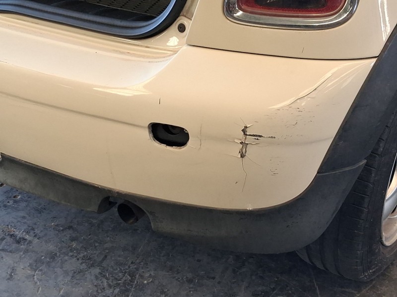 Recambio de paragolpes trasero para mini mini (r56) one referencia OEM IAM 51122755691 TOCADO ROZADO 