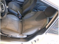 ASIENTO DELANTERO IZQUIERDO 