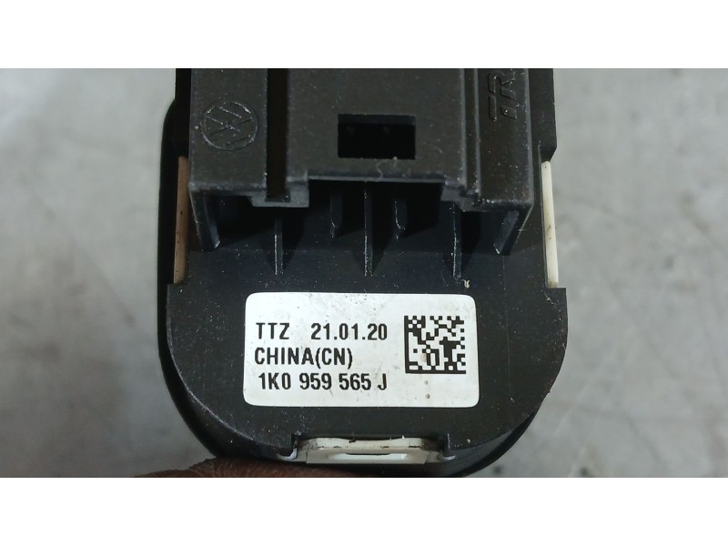 Recambio de mando retrovisor para volkswagen golf v (1k1) 1.6 referencia OEM IAM 1K0959565JFKZ  