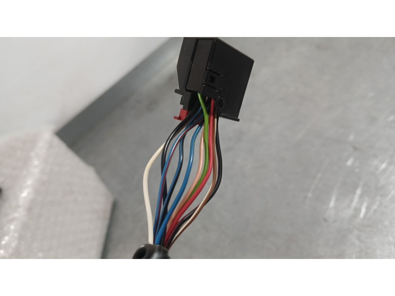 Recambio de retrovisor izquierdo para volkswagen golf v (1k1) 1.6 referencia OEM IAM 1K1857507AL9B9  