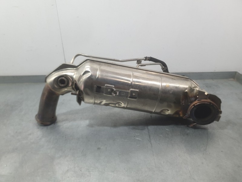 Recambio de catalizador para citroën c3 iv 1.2 puretech referencia OEM IAM 9844601880  