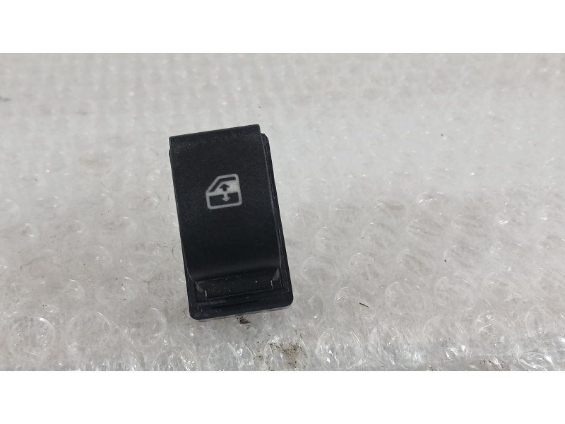 Recambio de mando elevalunas delantero derecho para fiat doblo cargo (263_) 1.6 d multijet referencia OEM IAM 735498675  