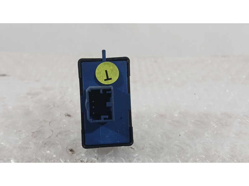 Recambio de mando elevalunas delantero derecho para fiat doblo cargo (263_) 1.6 d multijet referencia OEM IAM 735498675  