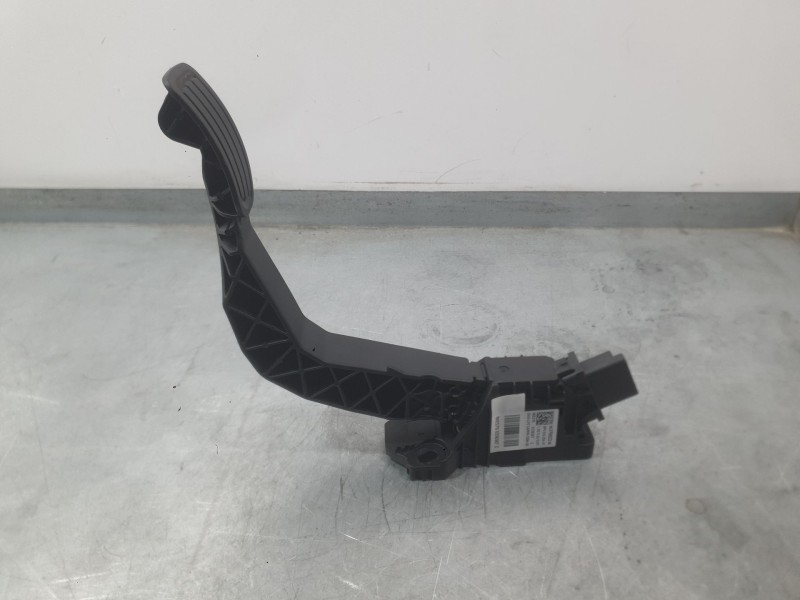 Recambio de potenciometro pedal para citroën c3 iv 1.2 puretech referencia OEM IAM 9827704480  