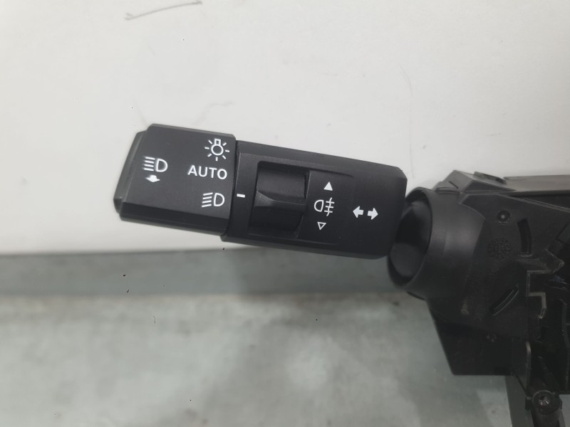 Recambio de mando luces y limpia para citroën c3 iv 1.2 puretech referencia OEM IAM 98631951ZD  