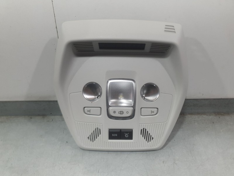 Recambio de luz interior para citroën c3 iv 1.2 puretech referencia OEM IAM 9857317380  