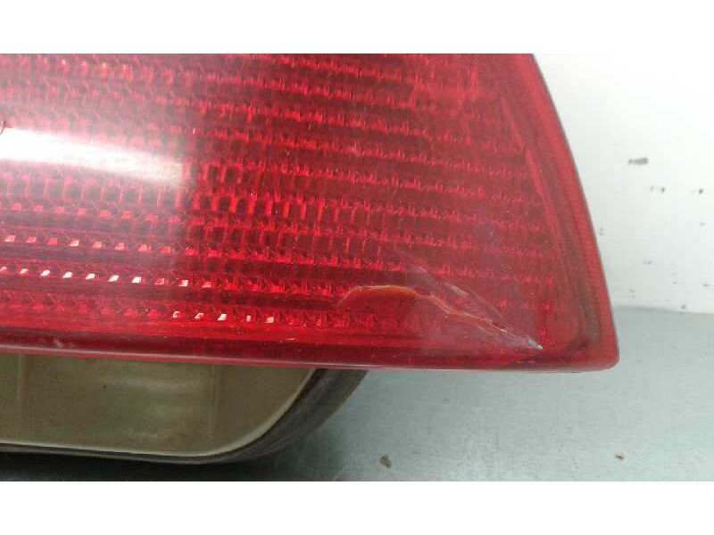 Recambio de piloto trasero derecho para lancia lancia y 1.1 cat referencia OEM IAM   