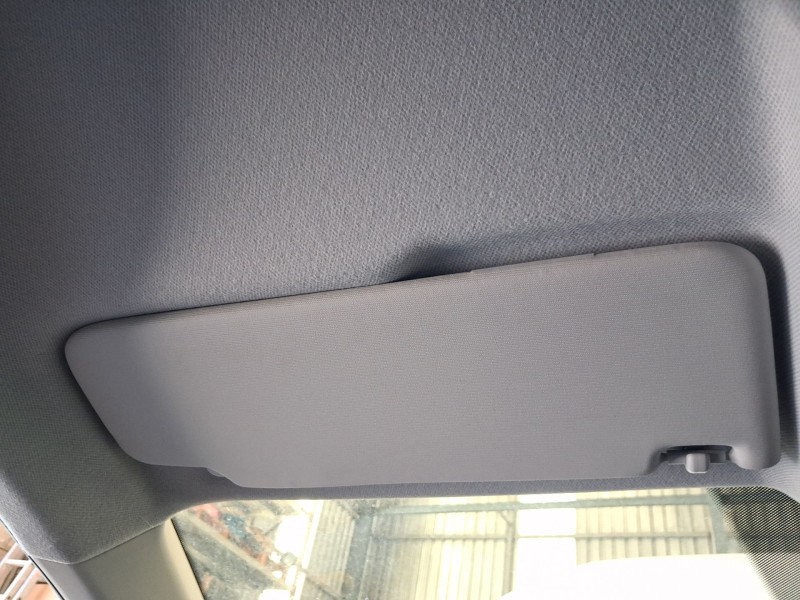 Recambio de parasol izquierdo para seat ibiza v (kj1, kjg) 1.0 tsi referencia OEM IAM 6F0857551C2F4 5G0857551AG3H8 