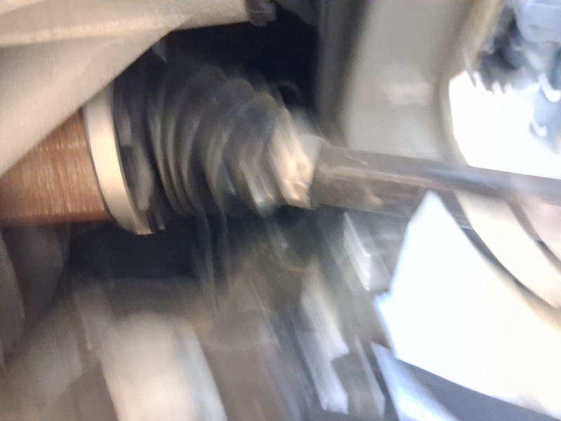 Recambio de transmision delantera izquierda para seat ibiza v (kj1, kjg) 1.0 tsi referencia OEM IAM 2Q0407271BL  