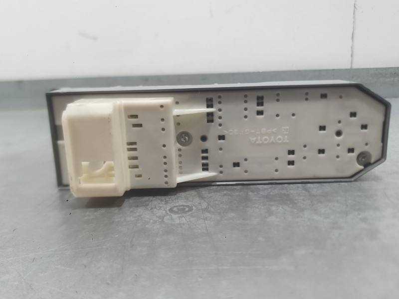 Recambio de mando elevalunas delantero izquierdo para toyota rav 4 iii (_a3_) 2.0 4wd (aca30_) referencia OEM IAM 8482012520 192