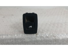 MANDO ELEVALUNAS TRASERO DERECHO 9208106 
