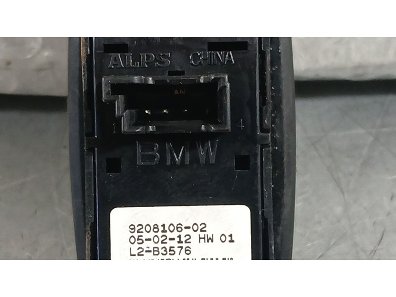 Recambio de mando elevalunas trasero derecho para bmw 1 (f20) 116 d referencia OEM IAM 61319208106  