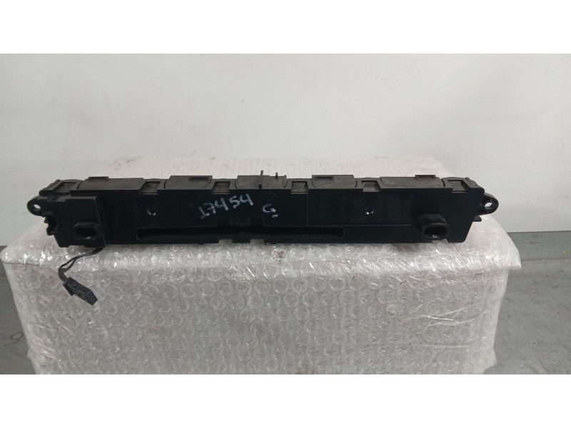 Recambio de mando radio para bmw 1 (f20) 116 d referencia OEM IAM   