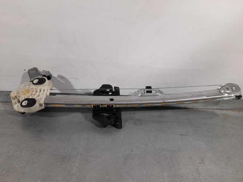 Recambio de elevalunas delantero derecho para citroën c3 iv 1.2 puretech referencia OEM IAM 9853262580 430113H0 