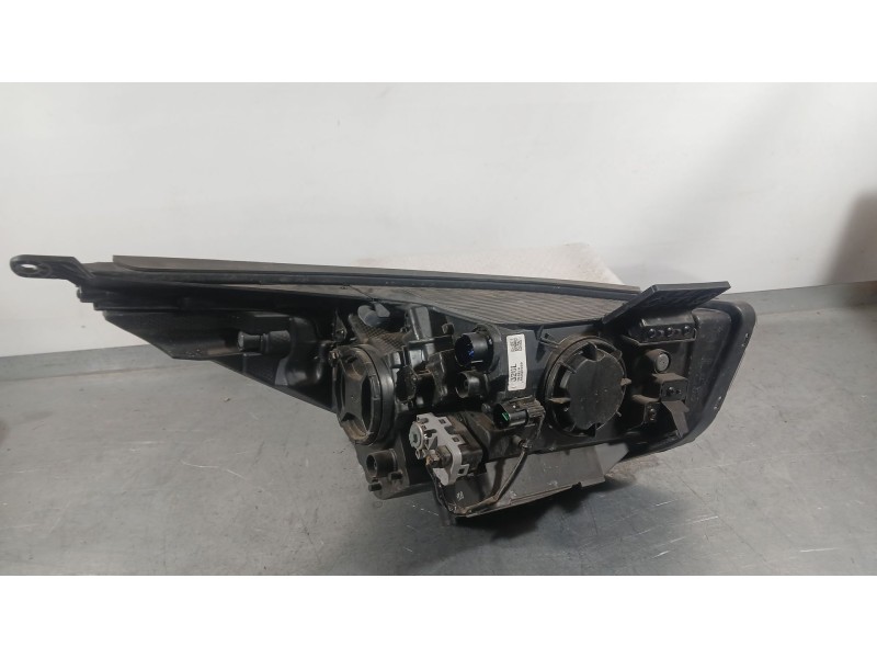 Recambio de faro izquierdo para kia niro i (de) 1.6 gdi hybrid referencia OEM IAM 92101G5000  
