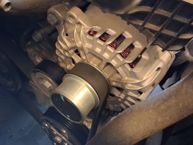 Recambio de alternador para skoda kamiq (nw4) 1.0 tsi referencia OEM IAM 04E903015Q  