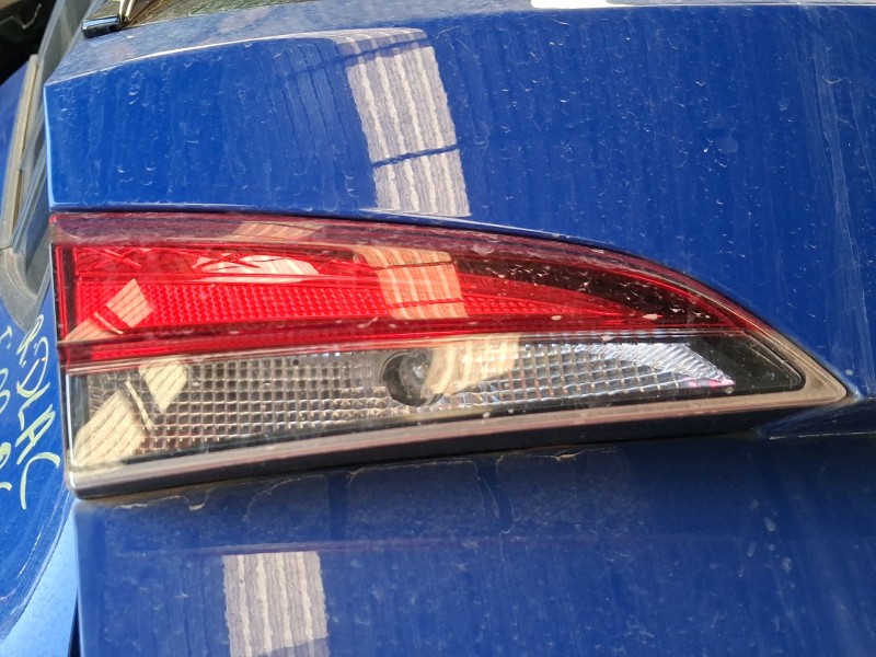 Recambio de piloto trasero izquierdo interior para skoda kamiq (nw4) 1.0 tsi referencia OEM IAM 658945093  