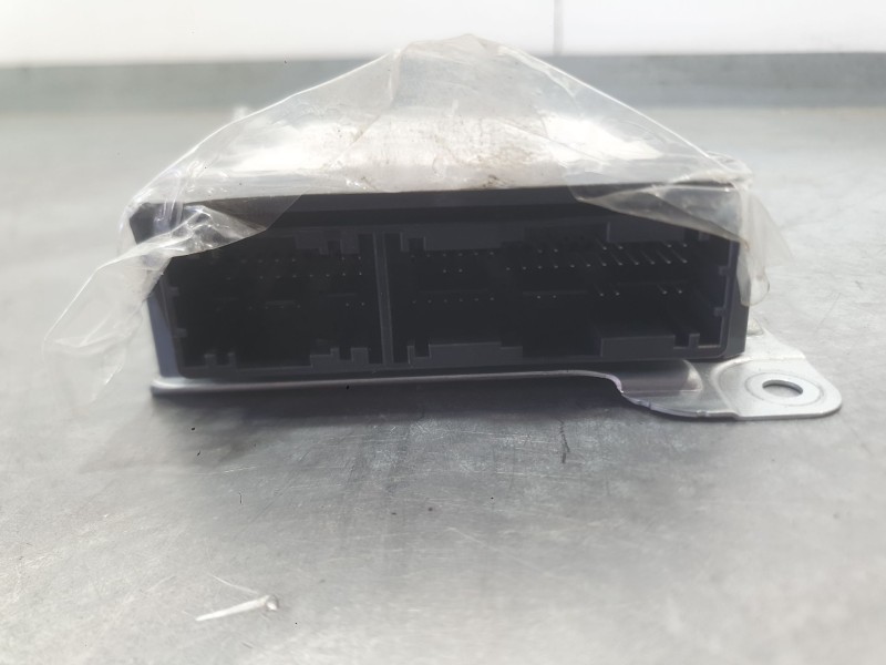 Recambio de kit airbag para peugeot 2008 ii (us_, us-, uy_, uj_, ur_, uc_) 2008 1.2 hybrid referencia OEM IAM 98255207ZD  982552