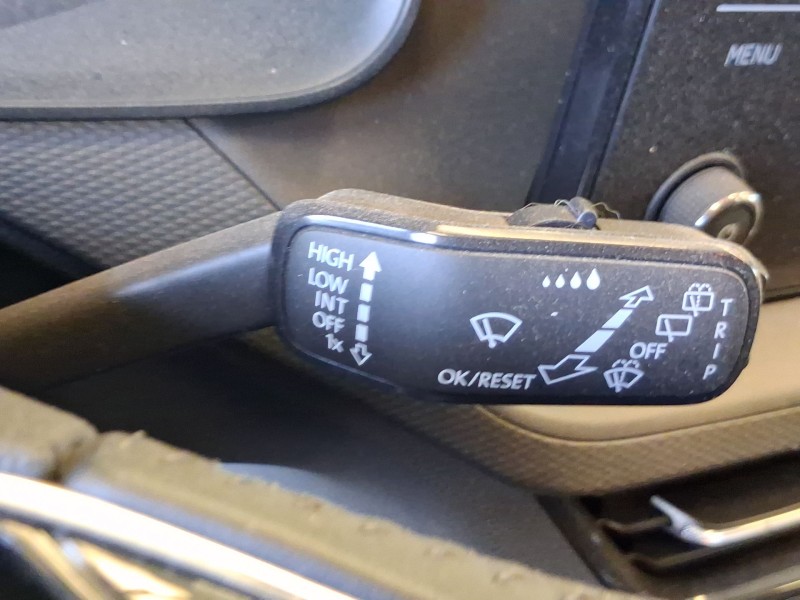 Recambio de mando luces y limpia para skoda kamiq (nw4) 1.0 tsi referencia OEM IAM 2Q0953513BIGI  