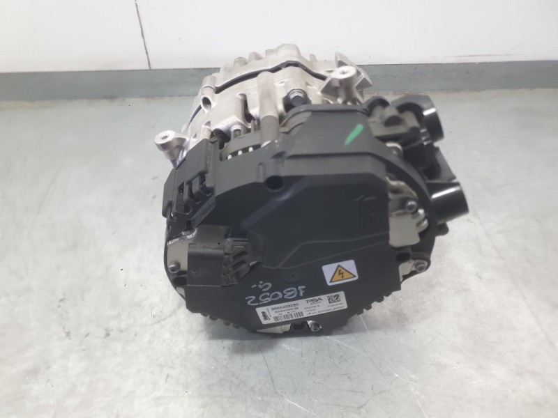 Recambio de alternador para peugeot 2008 ii (us_, us-, uy_, uj_, ur_, uc_) 2008 1.2 hybrid referencia OEM IAM 9865403280  