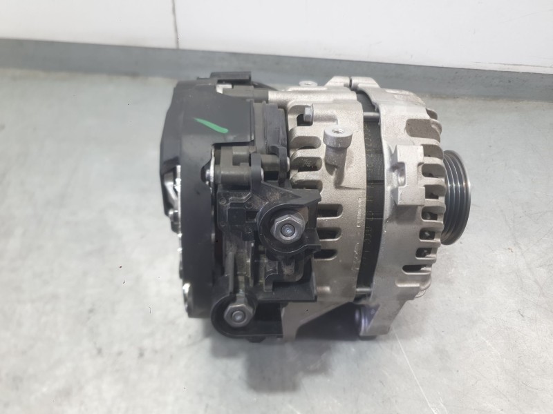 Recambio de alternador para peugeot 2008 ii (us_, us-, uy_, uj_, ur_, uc_) 2008 1.2 hybrid referencia OEM IAM 9865403280  