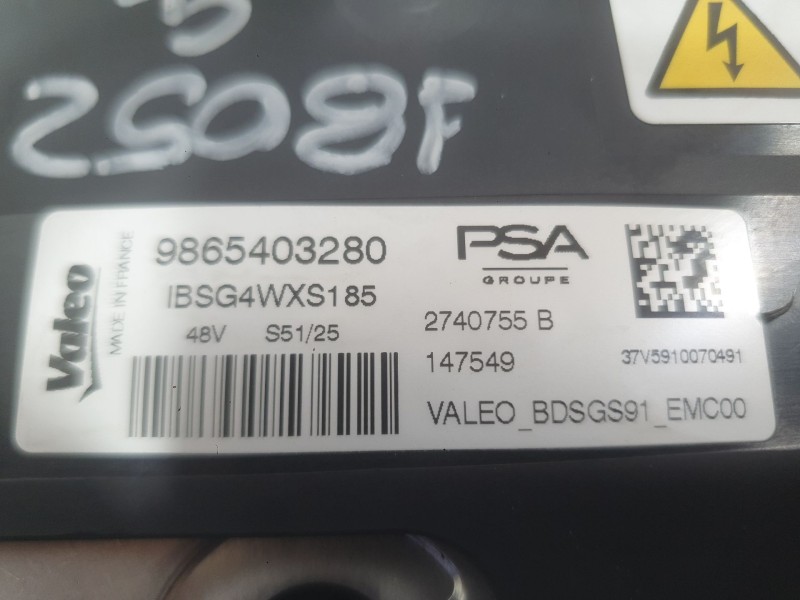 Recambio de alternador para peugeot 2008 ii (us_, us-, uy_, uj_, ur_, uc_) 2008 1.2 hybrid referencia OEM IAM 9865403280  