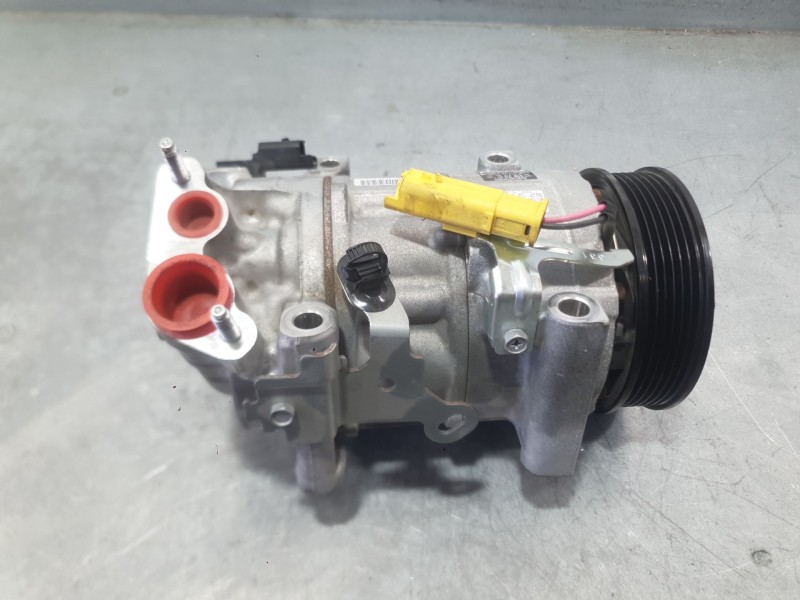 Recambio de compresor aire acondicionado para peugeot 2008 ii (us_, us-, uy_, uj_, ur_, uc_) 2008 1.2 hybrid referencia OEM IAM 