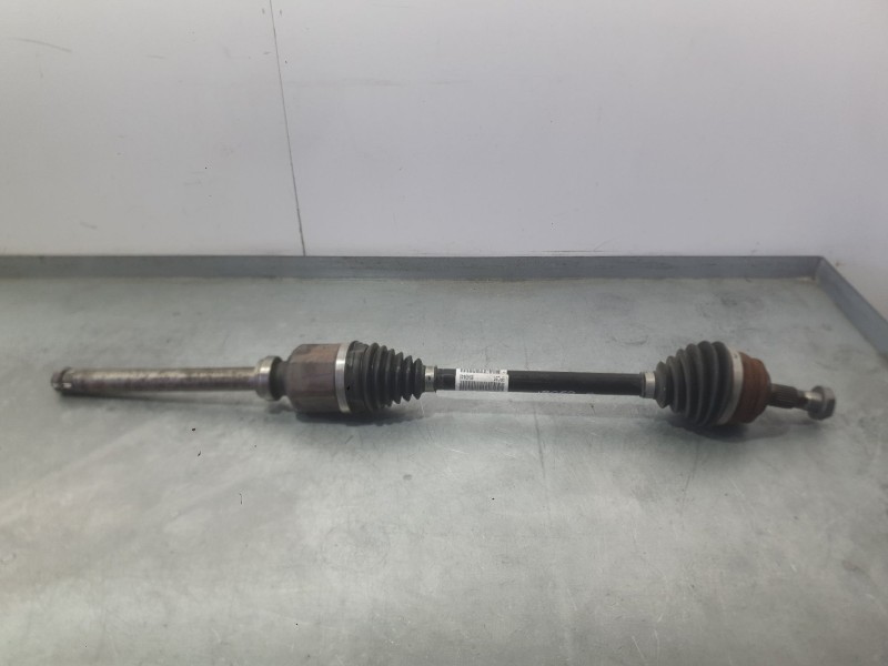 Recambio de transmision delantera derecha para peugeot 2008 ii (us_, us-, uy_, uj_, ur_, uc_) 2008 1.2 hybrid referencia OEM IAM