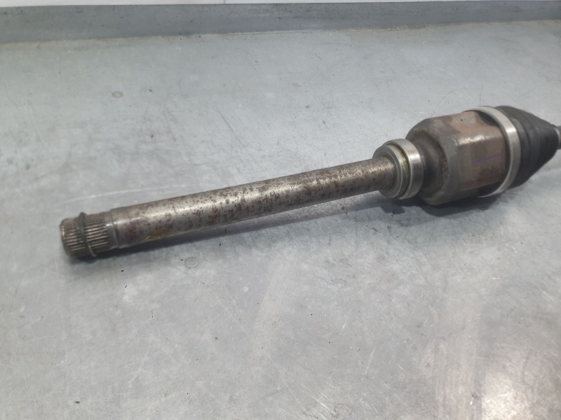 Recambio de transmision delantera derecha para peugeot 2008 ii (us_, us-, uy_, uj_, ur_, uc_) 2008 1.2 hybrid referencia OEM IAM