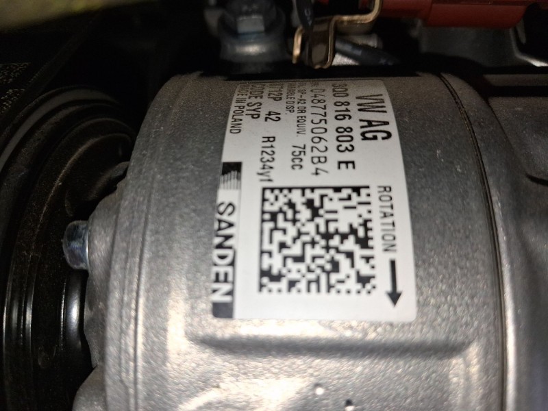 Recambio de compresor aire acondicionado para skoda kamiq (nw4) 1.0 tsi referencia OEM IAM 5Q0816803H 5Q0816803D 