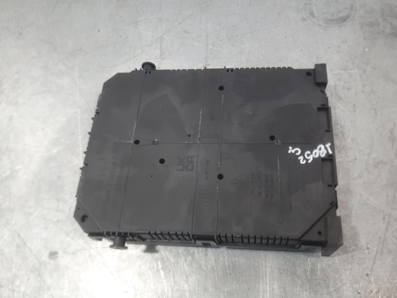 Recambio de caja reles / fusibles para peugeot 2008 ii (us_, us-, uy_, uj_, ur_, uc_) 2008 1.2 hybrid referencia OEM IAM   