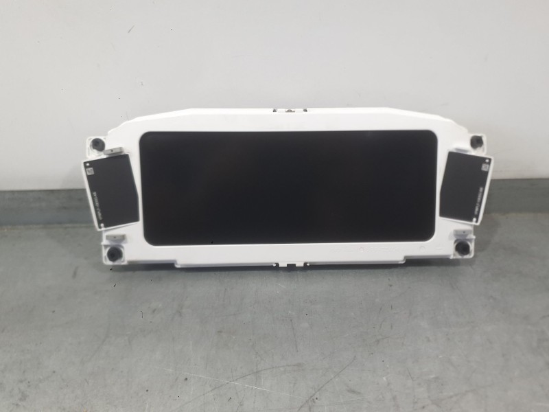 Recambio de cuadro instrumentos para peugeot 2008 ii (us_, us-, uy_, uj_, ur_, uc_) 2008 1.2 hybrid referencia OEM IAM 986303348