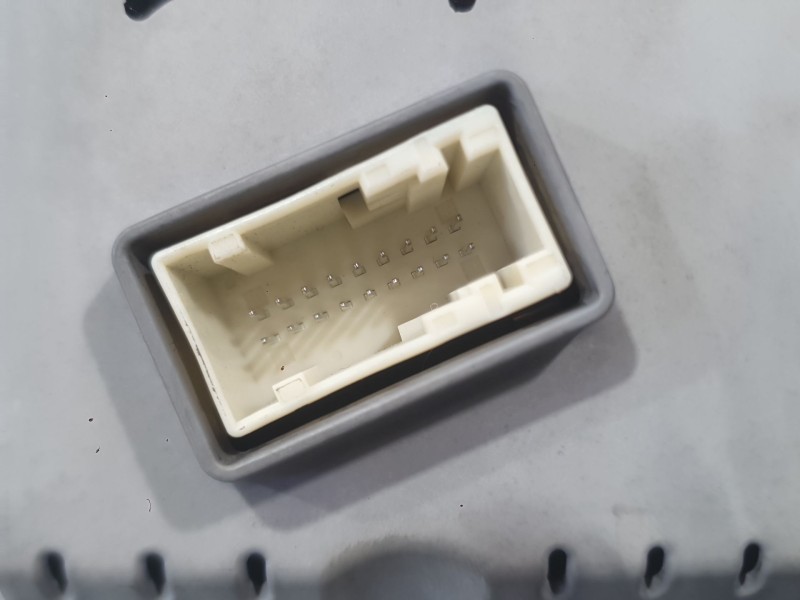 Recambio de cuadro instrumentos para peugeot 2008 ii (us_, us-, uy_, uj_, ur_, uc_) 2008 1.2 hybrid referencia OEM IAM 986303348