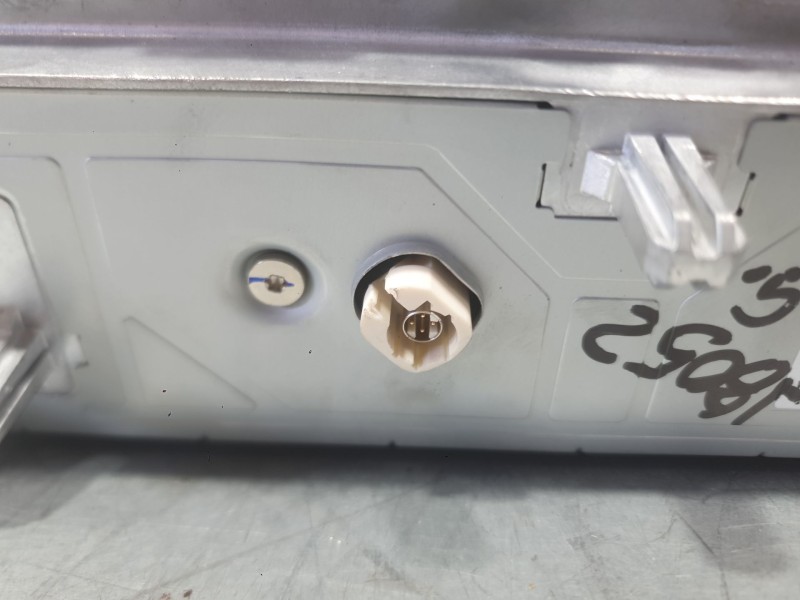 Recambio de sistema navegacion gps para peugeot 2008 ii (us_, us-, uy_, uj_, ur_, uc_) 2008 1.2 hybrid referencia OEM IAM 650763
