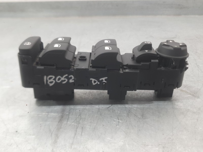 Recambio de mando elevalunas delantero izquierdo para peugeot 2008 ii (us_, us-, uy_, uj_, ur_, uc_) 2008 1.2 hybrid referencia 
