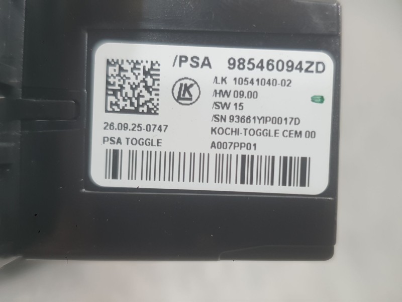 Recambio de palanca cambio para peugeot 2008 ii (us_, us-, uy_, uj_, ur_, uc_) 2008 1.2 hybrid referencia OEM IAM 98440965ZD  